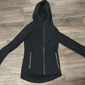 Lululemon cross chill jacket size 6
